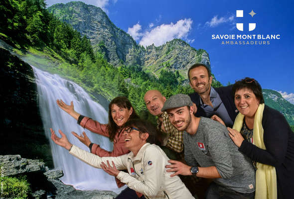  © photo call des Ambassadeurs Savoie Mont Blanc lors de la soirée des  10 ans de  Savoie Mont Blanc / Photopro Event  A. Dujardin